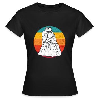 Sunset Bride and Groom - Women's T-Shirt - black - Front - AI Model Female 172 dark (172cm)
