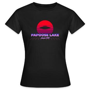Vaporwave Papoose Lake Nevada Gebiet 51 S4 - Frauen T-Shirt - Schwarz - Vorne - AI Model Female 172 dark (172cm)
