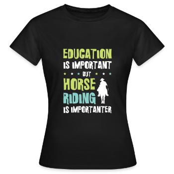 Éducation des chevaux - T-shirt Femme - noir - Devant - AI Model Female 172 dark (172cm)
