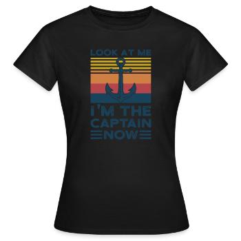 Kapitän Kapitäne Bootfahren Geschenk - Frauen T-Shirt - Schwarz - Vorne - AI Model Female 172 dark (172cm)