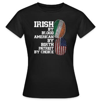 Irland Irisch Irische Wurzeln Geschenk - Frauen T-Shirt - Schwarz - Vorne - AI Model Female 172 dark (172cm)