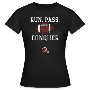 Courir, passer, conquérir - Football - T-shirt Femme - noir - Devant - AI Model Female 172 dark (172cm)
