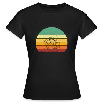 Kohl - Frauen T-Shirt - Schwarz - Vorne - AI Model Female 172 dark (172cm)