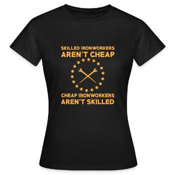 Slogan du monteur de charpentes métalliques - T-shirt Femme - noir - Devant - AI Model Female 172 dark (172cm)