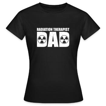 Radiothérapeute Papa Oncologie Hommes - T-shirt Femme - noir - Devant - AI Model Female 172 dark (172cm)