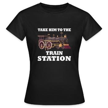 Bahnhof Liebhaber - Frauen T-Shirt - Schwarz - Vorne - AI Model Female 172 dark (172cm)