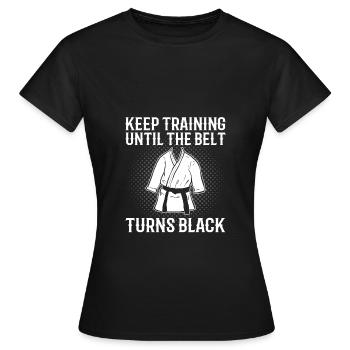 Karate Selbstverteidigung Kampfsport - Frauen T-Shirt - Schwarz - Vorne - AI Model Female 172 dark (172cm)