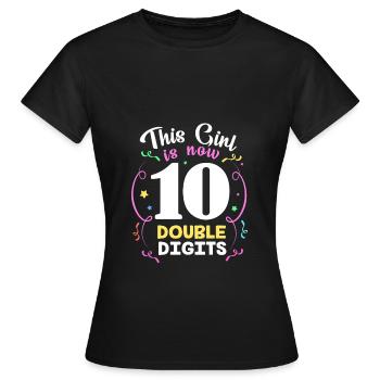 24e anniversaire Dix année de naissance Date de naissance Date de naissance - T-shirt Femme - noir - Devant - AI Model Female 172 dark (172cm)