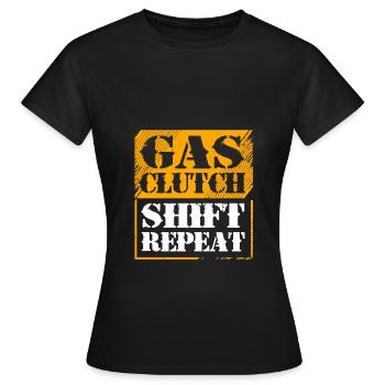 Autofahrer - Frauen T-Shirt - Schwarz - Vorne - AI Model Female 172 dark (172cm)
