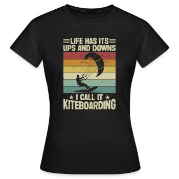 Kiteboarding Kitesurf - Frauen T-Shirt - Schwarz - Vorne - AI Model Female 172 dark (172cm)
