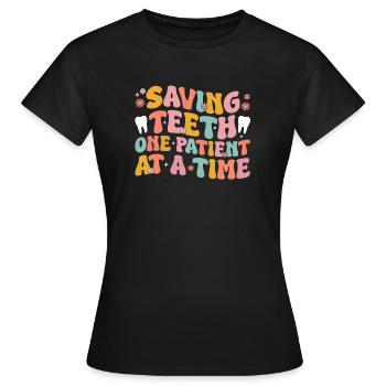 Dental Hygienist Hygiene RDH - Frauen T-Shirt - Schwarz - Vorne - AI Model Female 172 dark (172cm)