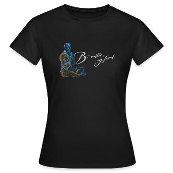 Be Water my Friend Budhismus Bruce Lee - Women's T-Shirt - black - Front - AI Model Female 172 dark (172cm)