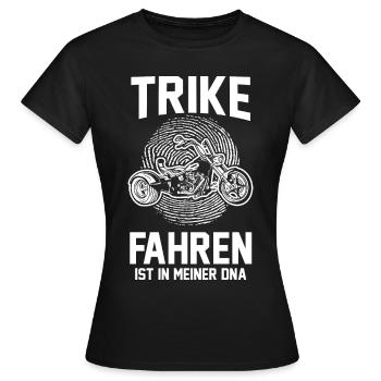Motorrad Trike - Frauen T-Shirt - Schwarz - Vorne - AI Model Female 172 dark (172cm)
