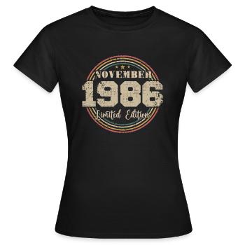 Geburtstagsgeschenk, Jahrgang geboren im November 1986 - Frauen T-Shirt - Schwarz - Vorne - AI Model Female 172 dark (172cm)
