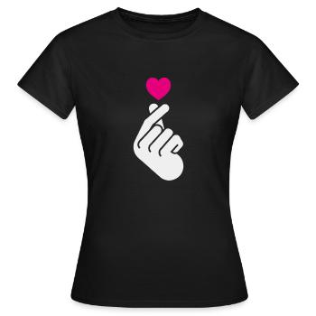 k pop fan Korean heart hand - Women's T-Shirt - black - Front - AI Model Female 172 dark (172cm)