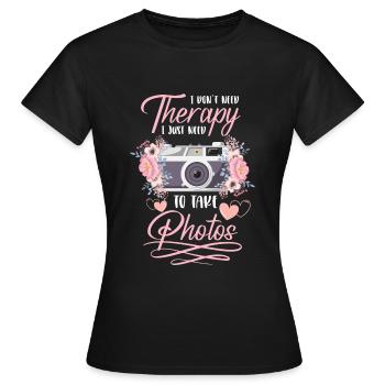 Kamera Fotografin Fantasie Fotoshooting - Frauen T-Shirt - Schwarz - Vorne - AI Model Female 172 dark (172cm)