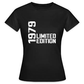 Legendär seit 1979 Geburtstagsgeschenk 1979 - Frauen T-Shirt - Schwarz - Vorne - AI Model Female 172 dark (172cm)