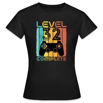 32 ans - 32e anniversaire Niveau 32 Conception complète - T-shirt Femme - noir - Devant - AI Model Female 172 dark (172cm)