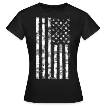 Drapeau des États-Unis Drapeau des États-Unis Drapeau américain stylisé - T-shirt Femme - noir - Devant - AI Model Female 172 dark (172cm)