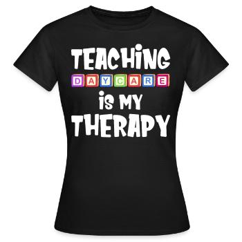 Les cours de maternelle sont mes - T-shirt Femme - noir - Devant - AI Model Female 172 dark (172cm)