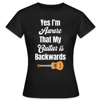 Ja, Ich Bin Mir Bewusst, Dass Meine Gitarre - Frauen T-Shirt - Schwarz - Vorne - AI Model Female 172 dark (172cm)