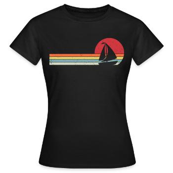 Segelboot Retro T-Shirt Segelboot Boot - Frauen T-Shirt - Schwarz - Vorne - AI Model Female 172 dark (172cm)