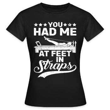Tu m’avais aux pieds dans les sangles 14 - T-shirt Femme - noir - Devant - AI Model Female 172 dark (172cm)