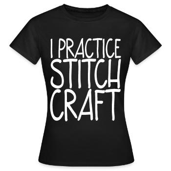 Je pratique le Stitch Craft - T-shirt Femme - noir - Devant - AI Model Female 172 dark (172cm)