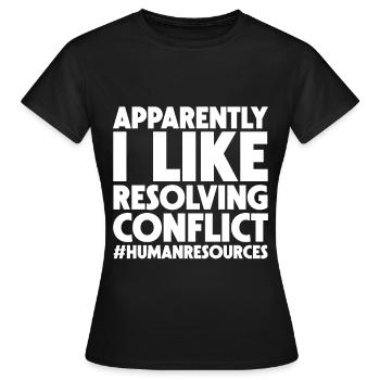 Apparemment, j’aime résoudre les conflits - T-shirt Femme - noir - Devant - AI Model Female 172 dark (172cm)