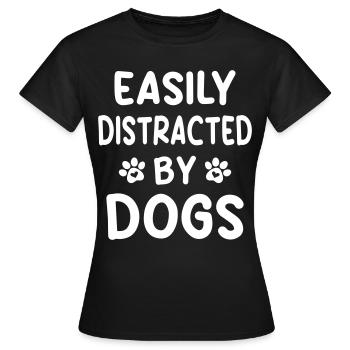 Facilement distrait par les chiens - T-shirt Femme - noir - Devant - AI Model Female 172 dark (172cm)