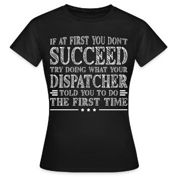 Spediteur Spedition Speditionskaufmann Dispo - Frauen T-Shirt - Schwarz - Vorne - AI Model Female 172 dark (172cm)