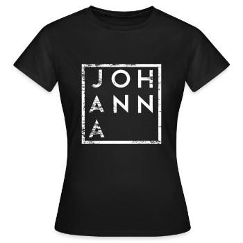 Johanna Minimalismus - Frauen T-Shirt - Schwarz - Vorne - AI Model Female 172 dark (172cm)