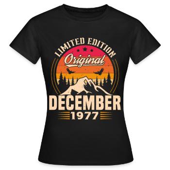 Geburtstagsgeschenk geboren im Dezember 1977 - Frauen T-Shirt - Schwarz - Vorne - AI Model Female 172 dark (172cm)