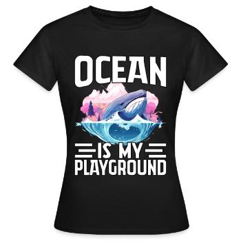 Der Ozean ist mein Spielplatz - Frauen T-Shirt - Schwarz - Vorne - AI Model Female 172 dark (172cm)