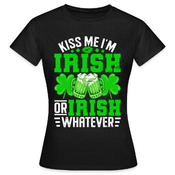 Embrasse-moi, je suis irlandais ou irlandais peu importe - T-shirt Femme - noir - Devant - AI Model Female 172 dark (172cm)