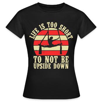 Circus Trapez Für Trapezkünstlerkostüm - Frauen T-Shirt - Schwarz - Vorne - AI Model Female 172 dark (172cm)