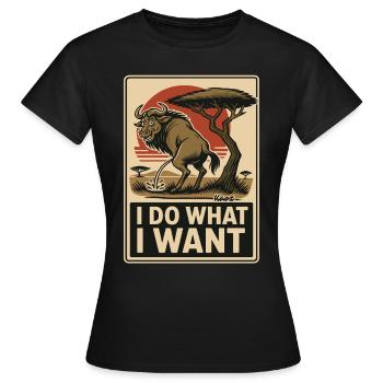 Wildebeest does what it wants – mark territory - Women's T-Shirt - black - Front - AI Model Female 172 dark (172cm)