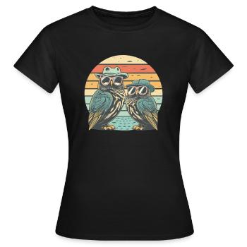 Eule Retro vintage - Frauen T-Shirt - Schwarz - Vorne - AI Model Female 172 dark (172cm)