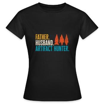 Arrowhead Hunting Arrowhead Collector - Women's T-Shirt - black - Front - AI Model Female 172 dark (172cm)