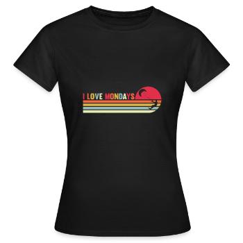Kitesurfer liebe montage kitesurfing outfit - Frauen T-Shirt - Schwarz - Vorne - AI Model Female 172 dark (172cm)