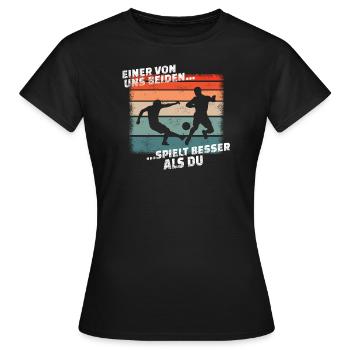 Fußballzubehör Geschenkidee Fußballfan - Frauen T-Shirt - Schwarz - Vorne - AI Model Female 172 dark (172cm)