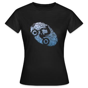 trial - Women's T-Shirt - black - Front - AI Model Female 172 dark (172cm)