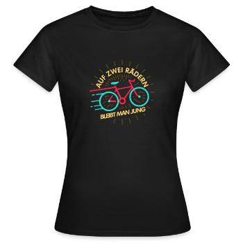 Sur deux roues, vous restez jeune! - T-shirt Femme - noir - Devant - AI Model Female 172 dark (172cm)