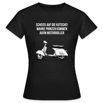 Wahre Prinzen kommen aufm Motorroller - Frauen T-Shirt - Schwarz - Vorne - AI Model Female 172 dark (172cm)