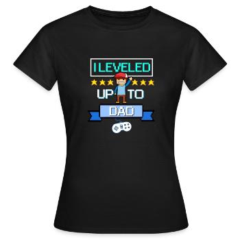 Level Up Daddy Daddy Retro Pixel Gamer Gaming Daddy - Women's T-Shirt - black - Front - AI Model Female 172 dark (172cm)