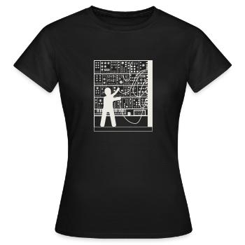 Synthétiseur Modulaire - T-shirt Femme - noir - Devant - AI Model Female 172 dark (172cm)