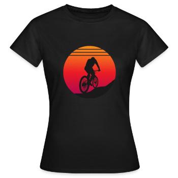 Mountainbike - Sunset - Frauen T-Shirt - Schwarz - Vorne - AI Model Female 172 dark (172cm)
