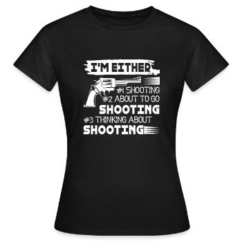 Shooting Liebhaber - Frauen T-Shirt - Schwarz - Vorne - AI Model Female 172 dark (172cm)