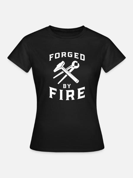 Kute przez ogień - kowal - prezent kowalski - Dame-T-shirt - sort