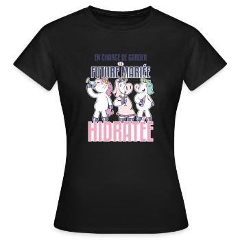 En charge de garder la future mariée hydratée, - T-shirt Femme - noir - Devant - AI Model Female 172 dark (172cm)